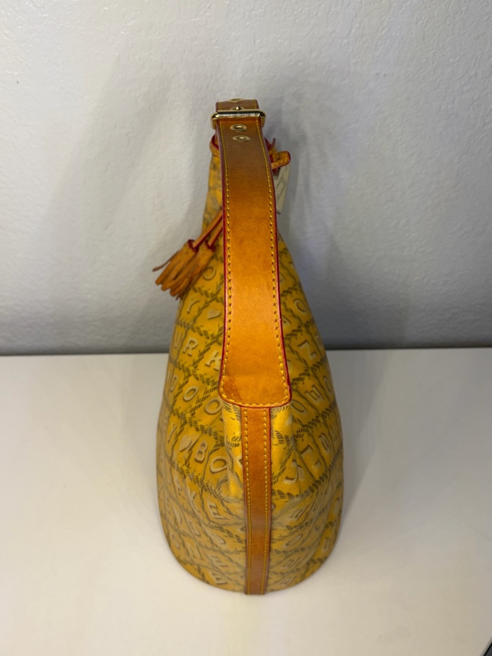 Vintage Dooney & Bourke Yellow Signature Hobo with Red/ Tan Trim - Picture 3 of 10